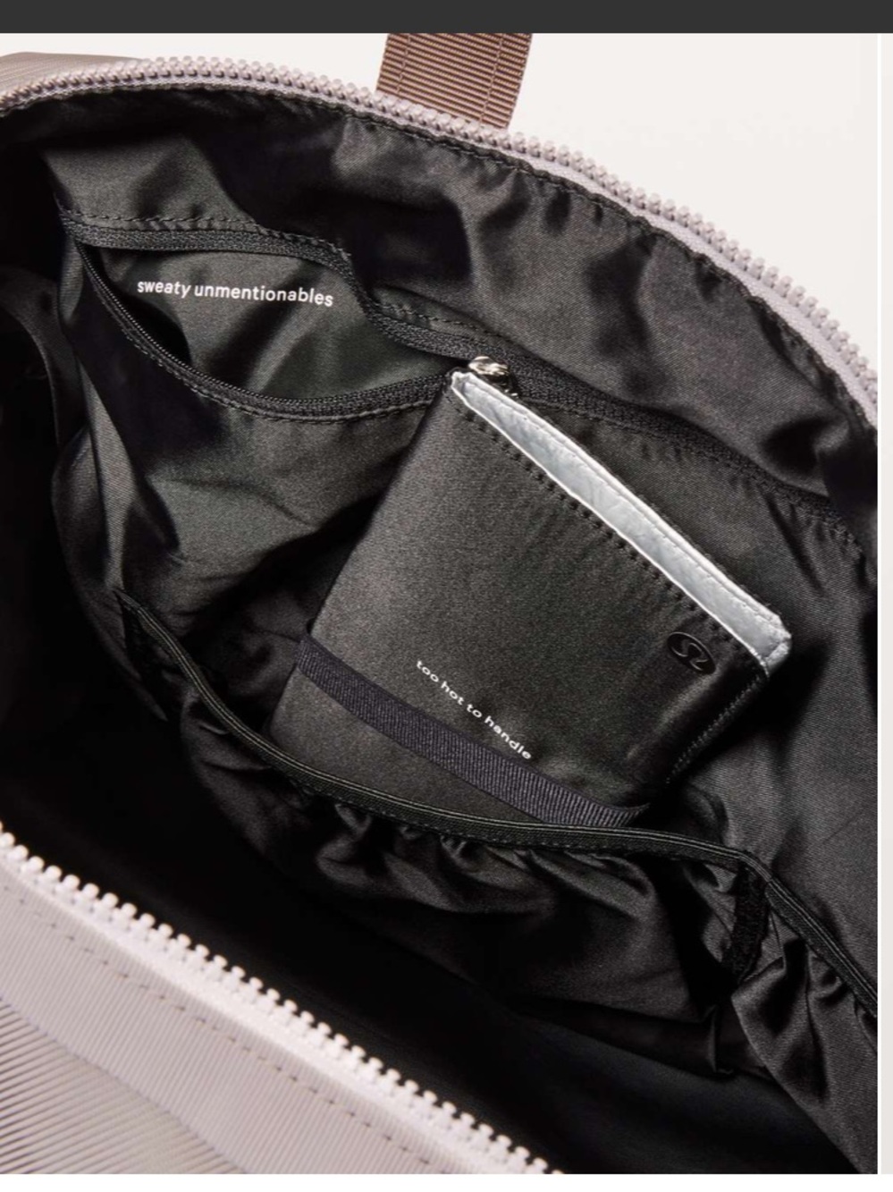 lululemon All Day Duffel *Heatproof Pocket 31L - Picture 5 of 9